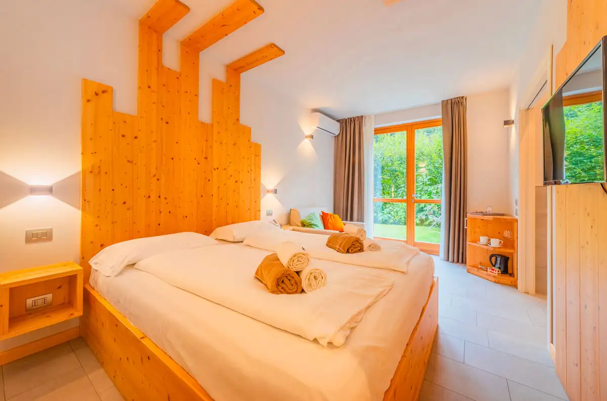 Maggio & Giugno & Ottobre 4=3